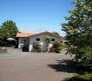 4* Motel Dunrovin